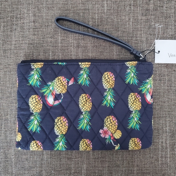 Vera Bradley Escapade Wristlet in Toucan Party NWT - Picture 3 of 11